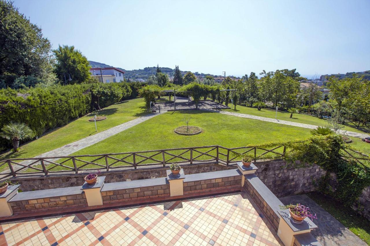 Amore Rentals - Residence Bosco SantʼAgata sui Due Golfi Dış mekan fotoğraf