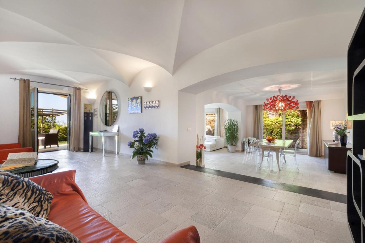 Amore Rentals - Residence Bosco SantʼAgata sui Due Golfi Dış mekan fotoğraf
